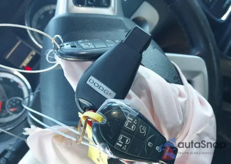 2016 Dodge Grand Caravan R/T из США, поврежденный, VIN 2C4RDGEG0GR389166